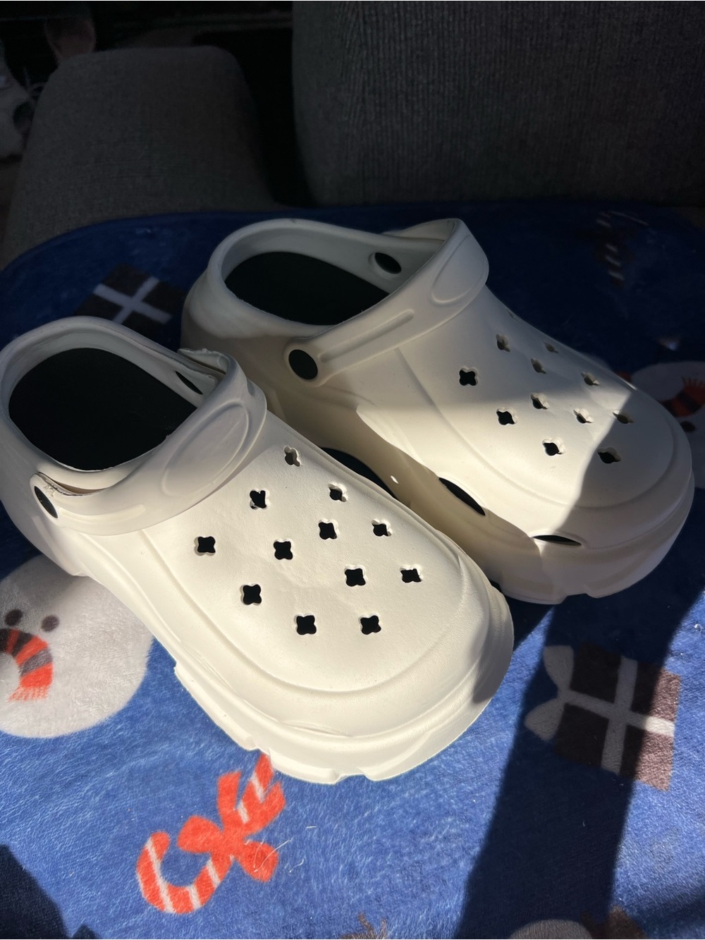 White Slip-On Clog Shoes - Lightweight Comfort